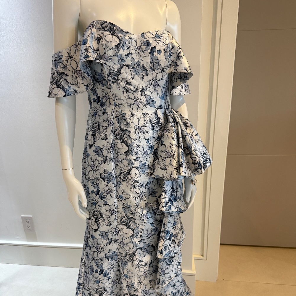 Mischka Badgley Evening Gown
